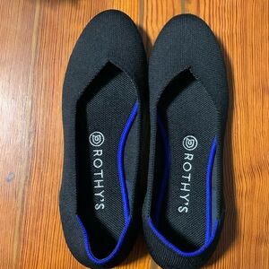 Rothy’s The Flat shoe, solid black, almost new!